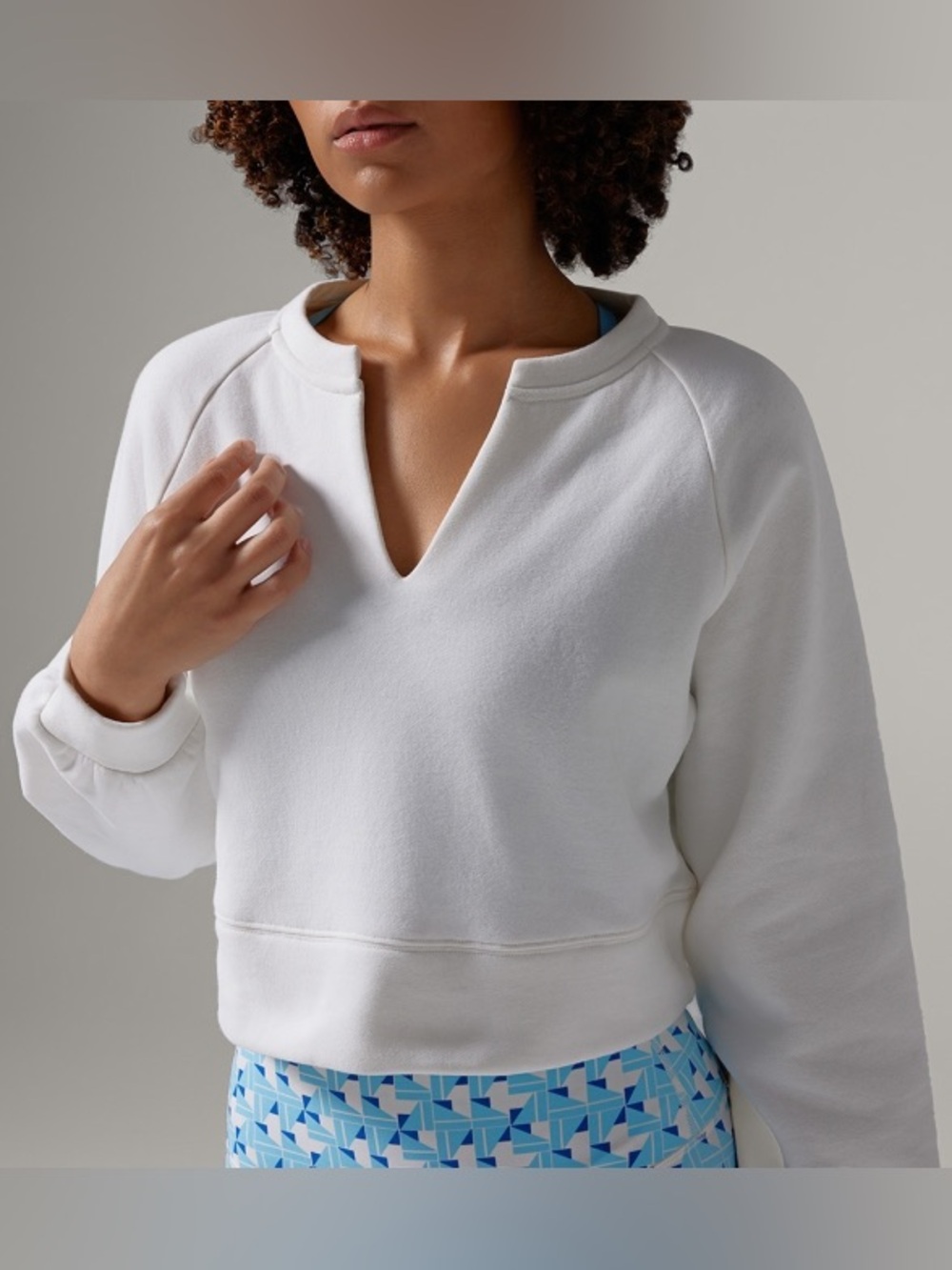 Tavi Active White Easy Breezy Split-Neck Cropped Fleece Sweatshirt - Small